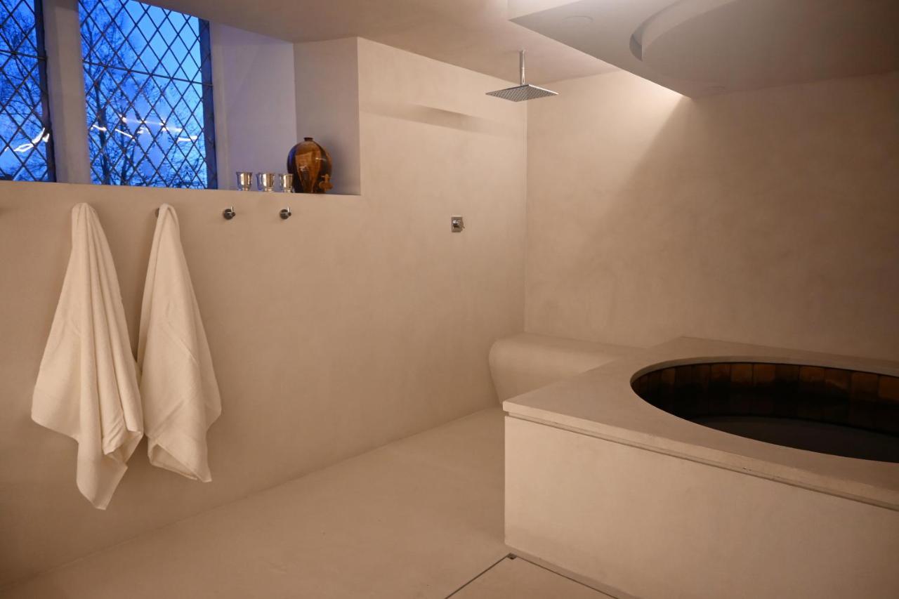 סטירלינג The Auld Kirk & Spa מראה חיצוני תמונה